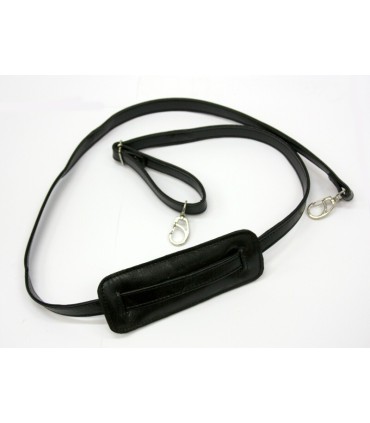 Bardzo praktyczna dwukomorowa skórzana teczka z paskiem, czarna